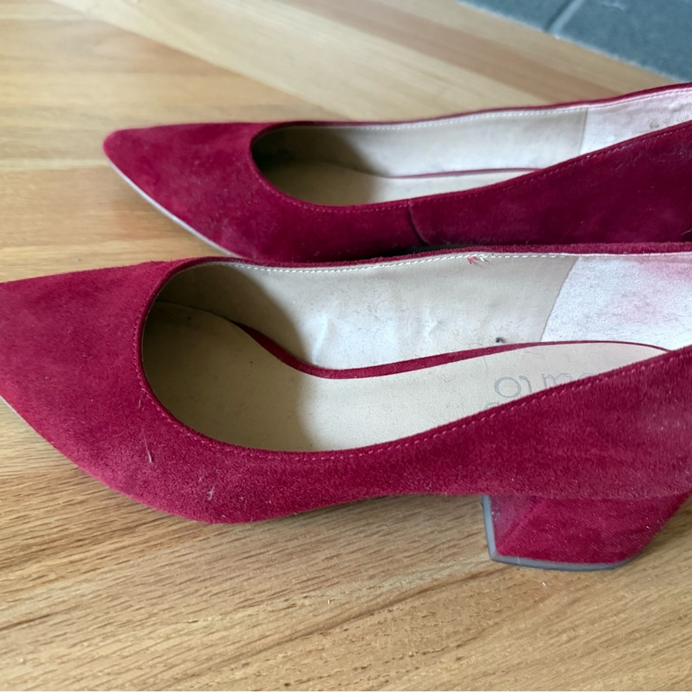 Franco Sarto Elegant Red Suede Women's Shoes